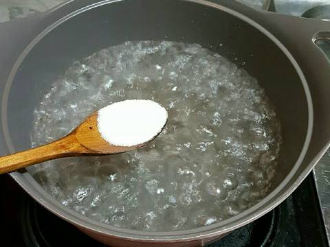 Ngồng tỏi xào tôm khô 마늘쫑 새우볶음 recipe step 4 photo