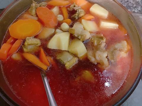 Canh súp củ dền, khoai tây, cà rốt, hạt sen bổ dưỡng recipe step 5 photo