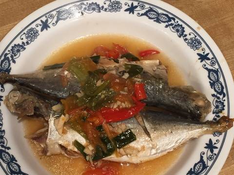 Cá bạc má kho nước dừa recipe step 4 photo