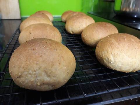 Bánh mì mềm nguyên cám - Buger Bun recipe step 8 photo