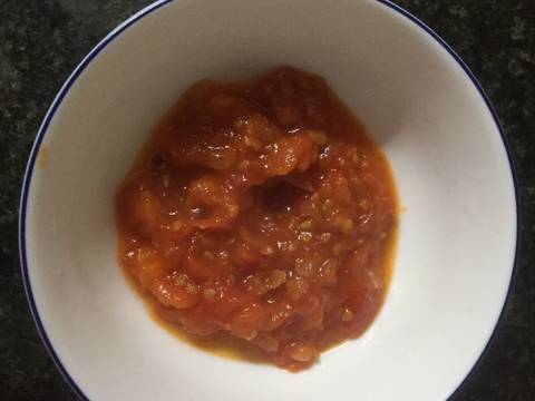Tôm rim trứng cà chua recipe step 2 photo