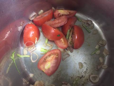 Canh dưa cải chua dùng nồi ủ recipe step 2 photo