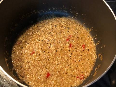 Thịt heo 🐷 Ba rọi xào mắm ruốc và xả 🥒 recipe step 2 photo