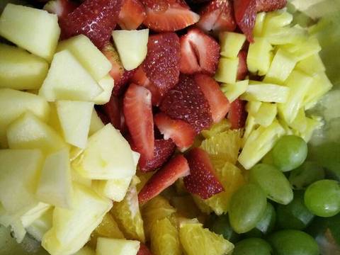 Macedonia (salad trái cây) recipe step 1 photo