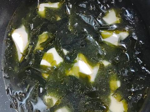 #eatclean - Canh rong biển đậu hũ non recipe step 3 photo