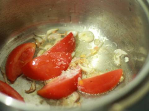 Cá chép nấu dưa recipe step 4 photo