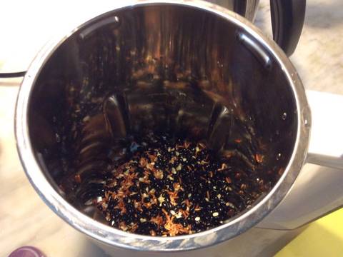 Chè đậu đen gạo lứt xay. recipe step 3 photo