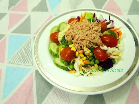 Salad Cá Ngừ Ngâm Dầu recipe step 5 photo