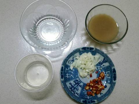 Đậu Hủ Chiên Chấm Sốt Đậu Phộng Kiểu Thái (Món Chay) recipe step 1 photo