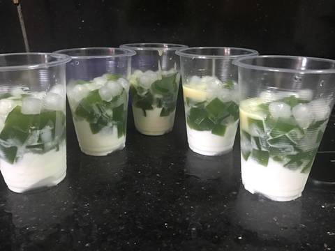 Sữa chua thạch lá nếp trân châu recipe step 4 photo