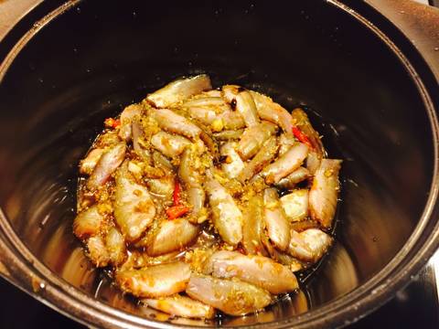 Cá heo kho sả ớt recipe step 4 photo