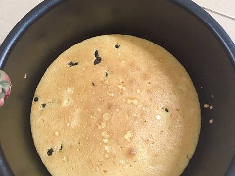Bánh bông lan bằng nồi áp suất điện recipe step 4 photo