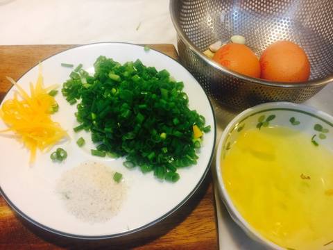 Trứng chiên 2 màu recipe step 1 photo