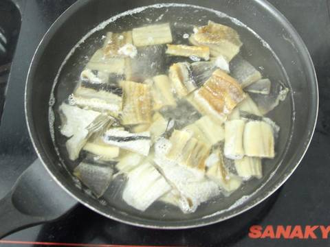 Hướng dẫn nấu canh chua khô cá lóc cho gia đình ngày nắng Canh-chua-kho-ca-loc-recipe-step-2-photo