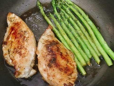 Thịt Ức Gà Chiên Măng Tây recipe step 3 photo