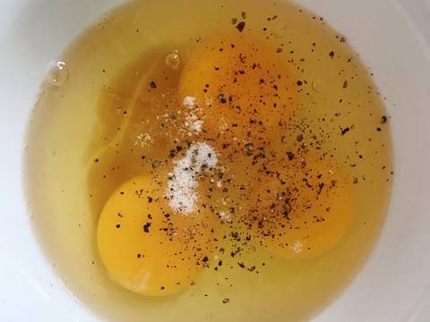 Trứng chiên nấm rơm recipe step 1 photo