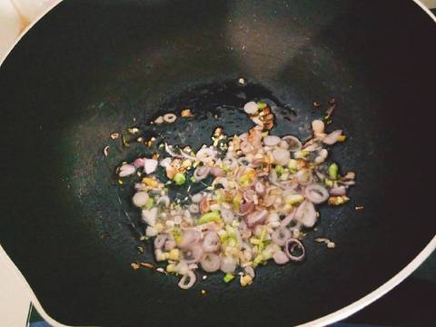 Cháo đậu xanh hạt sen với nấm hương recipe step 3 photo