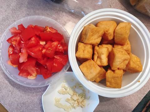 Đậu hũ sốt cà chua 🍅 recipe step 1 photo