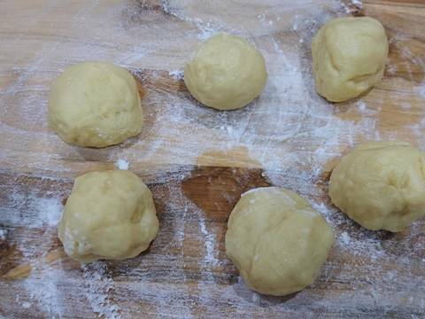 Bánh Mì Ngọt Nhân Sữa Dừa recipe step 3 photo