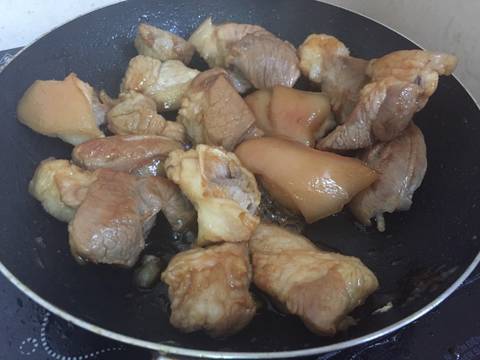 Thịt kho măng khô recipe step 3 photo