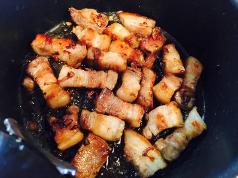 Thịt rim dầu hàu, nước tương Nhật recipe step 4 photo