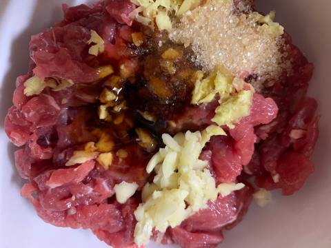 Thịt bò xào đậu cove recipe step 1 photo