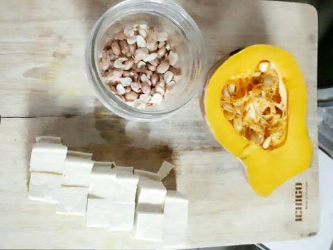 Canh bí ngô đậu phộng recipe step 1 photo