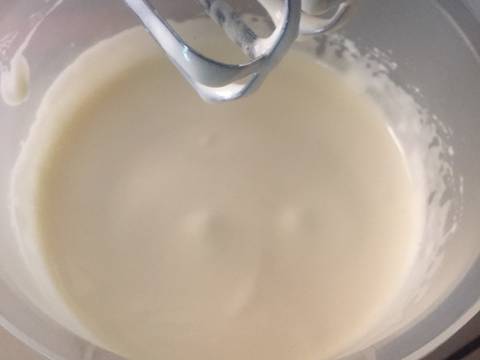 Cupcake nhân creamcheese nướng bằng microwave recipe step 1 photo
