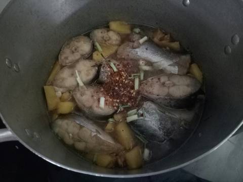 Cá Basa kho thơm recipe step 4 photo