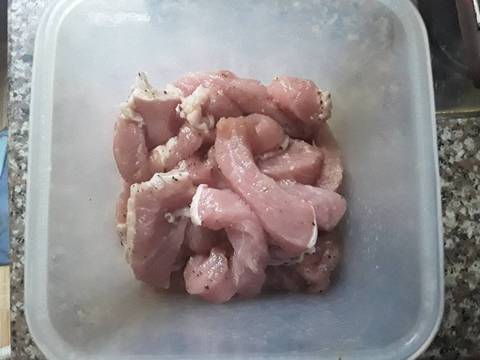 Thịt heo chiên giòn lắc nước mắm recipe step 1 photo