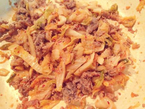 Canh kimchi nấm đậu recipe step 5 photo