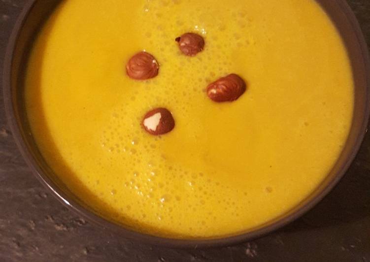Velouté carotte-butternut-coco