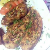 شوي الدجاج على الفحم