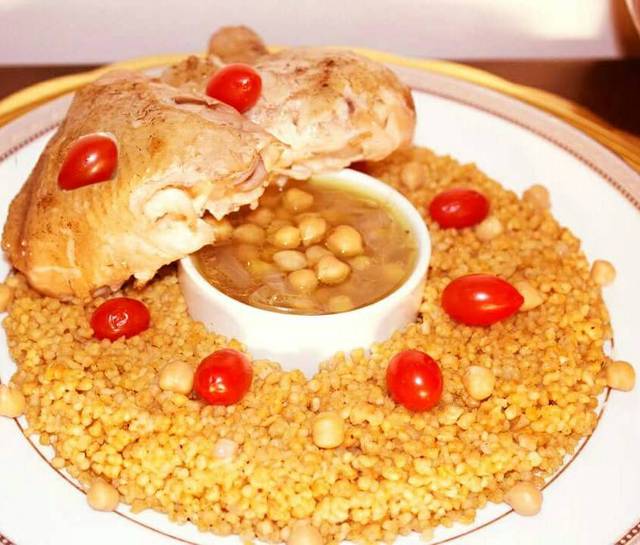 مفتول بالدجاج مع يخنة الحمص والبصل | مأكولات رمضانية  Photo