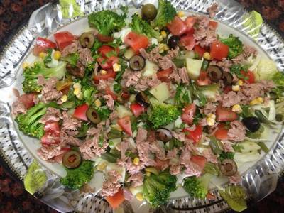سلطة التونة بالفاصوليا