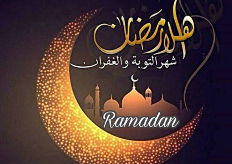 {..۞ هنا نستقبل التهاني بمناسبة شهر رمضان الكريم. كل عام