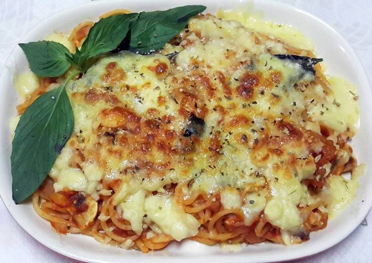 简易式～蘑菇蕃茄肉酱义大利焗烤面