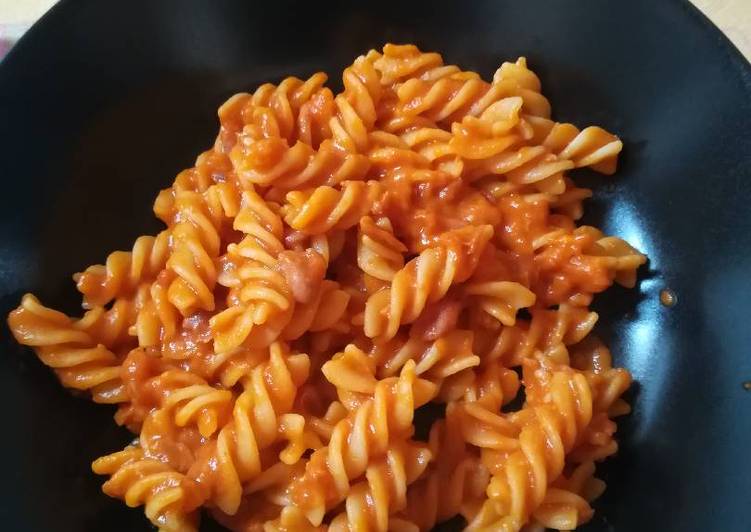 Ricetta Pasta con sugo di fagioli borlotti e pancetta di ...