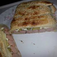 Hotdog leveles tésztában