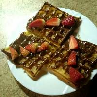 Ropogós waffel