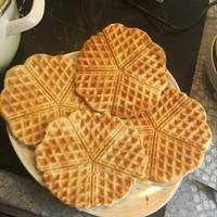 Ropogós waffel