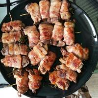 Csirkemáj baconbe tekerve