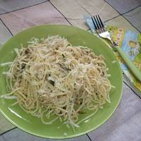 Fokhagymás-csirkés spagetti