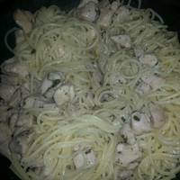 Fokhagymás-csirkés spagetti