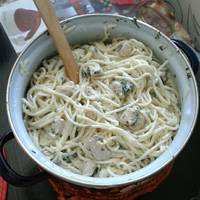 Fokhagymás-csirkés spagetti