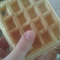 Ropogós waffel