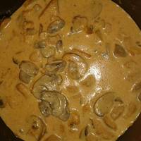 Gombapaprikás recept nokedlivel (klasszikus)