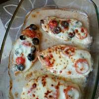 Mozzarellás paradicsomos (caprese) csirkemell