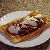Ropogós waffel