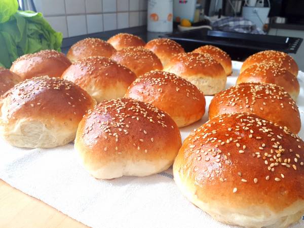 Hamburger zsemle, puffancs